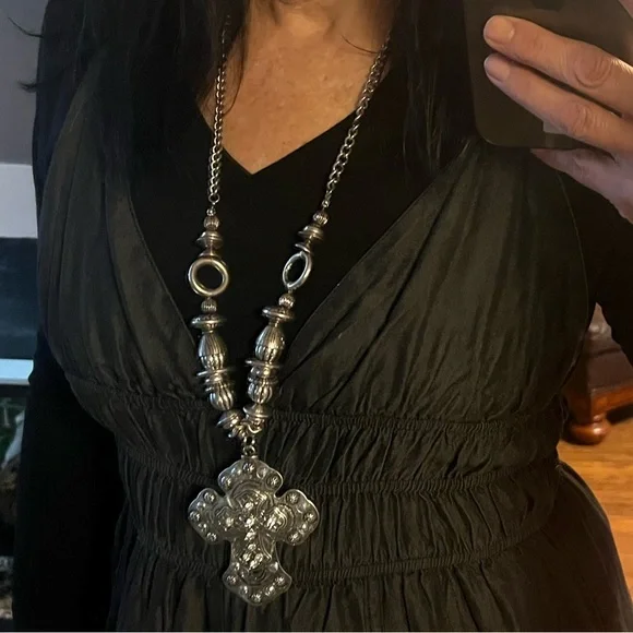 Silver Cross Pendant Fashion Necklace - Picture 1 of 9